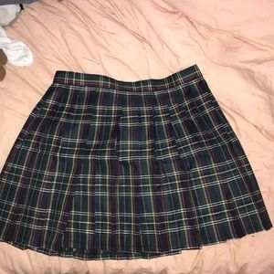 Plaid skater, pleated skirt